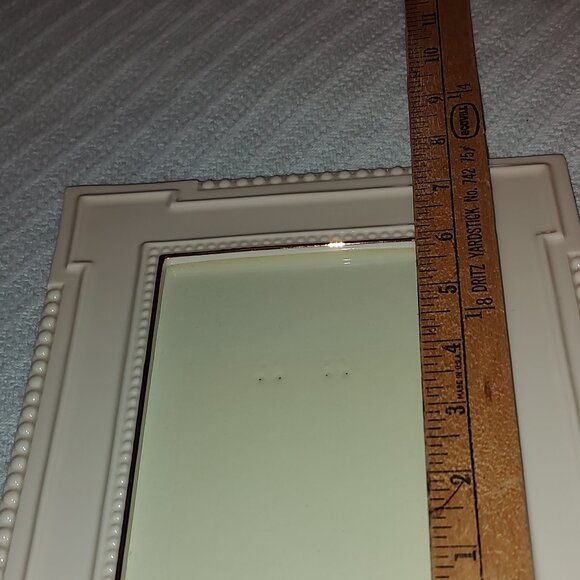 LENOX IVORY PORCELAIN PICTURE FRAME 8x10 HOLDS 4 X 6 PHOTO EASEL BACK NEW BOXED - Picture 7 of 8